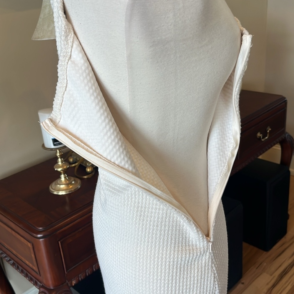 One Shoulder Cream Waffle Form Fitting Dress Fringe New - Picture 9 of 10